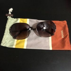 Fossil sunglasses 🕶